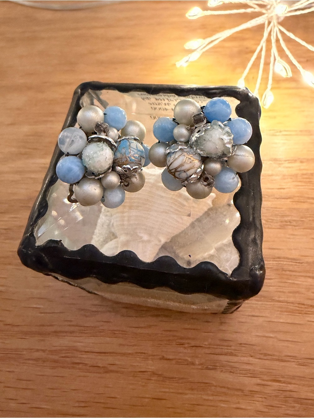 ✨ Vintage 1950s JAPAN Sugar Bead & Faux Pearl Cluster Clip Earrings ✨
